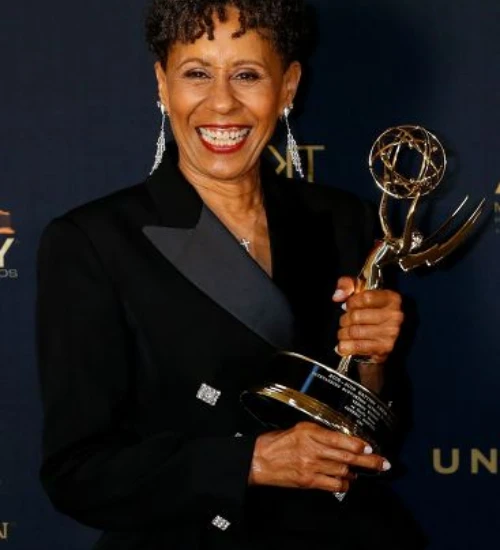 Who Is Sunde Jinia Johnson